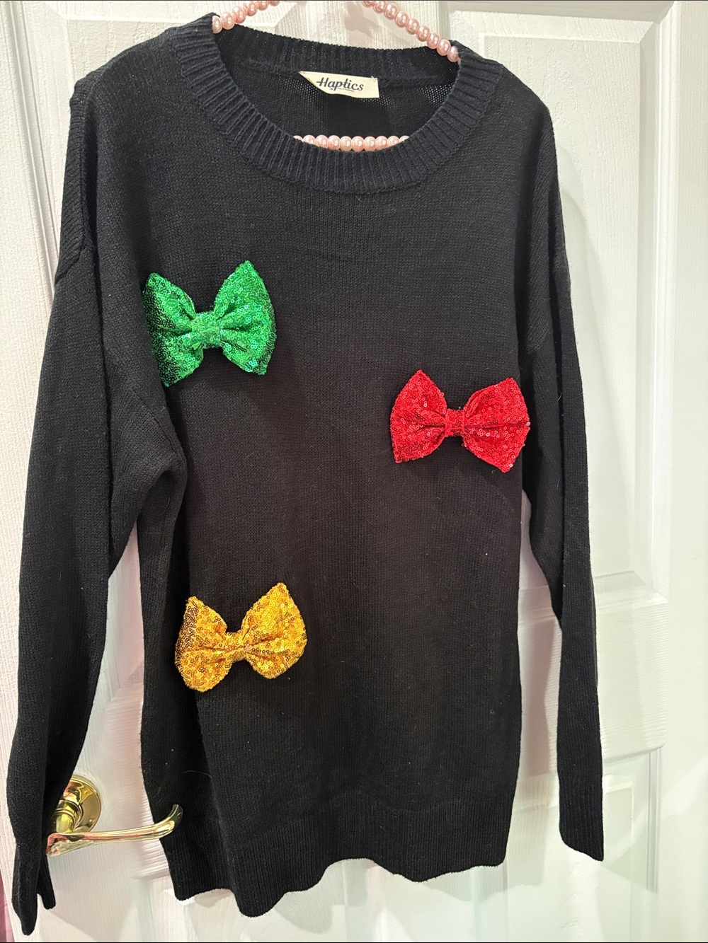 Haptics NWOT black with sequence bows festive sweater